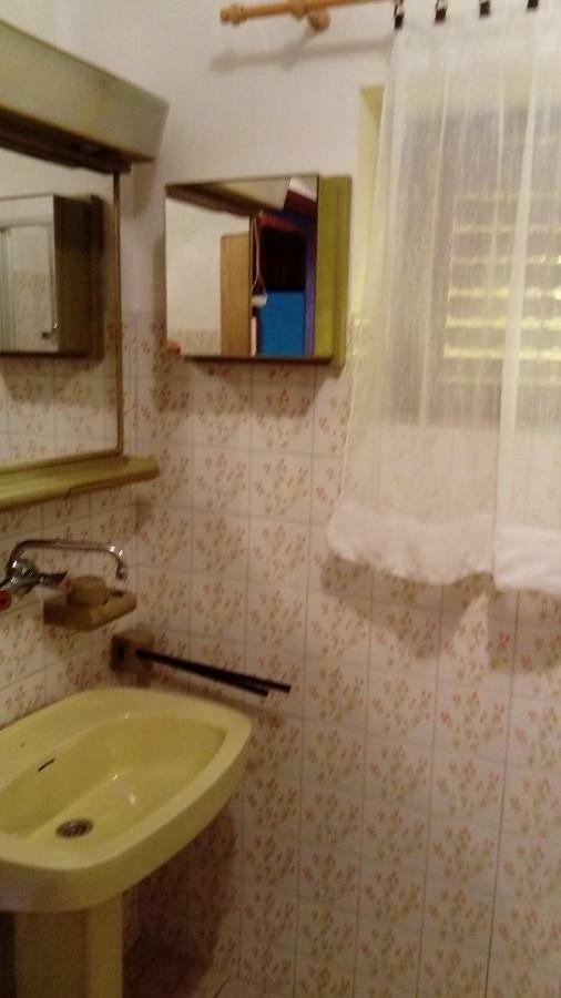Apartman "Tartaruga" Lukovo Exteriör bild
