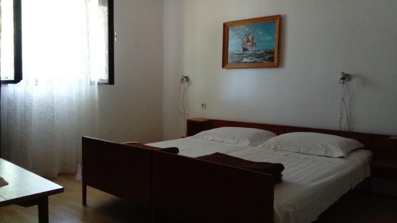 Apartman "Tartaruga" Lukovo Exteriör bild
